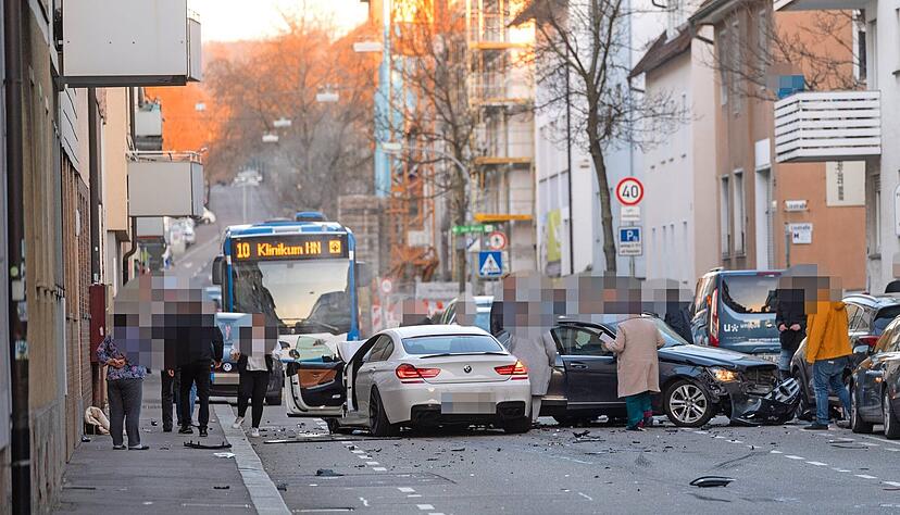 Bei dem Verkehrsunfall in der Wollhausstraße wurde ein Mann getötet. Die Staatsanwältin fordert im Plädoyer ein Urteil wegen Mordes. Bei dem Verkehrsunfall in der Wollhausstraße wurde ein Mann getötet. Die Staatsanwältin fordert im Plädoyer ein Urteil wegen Mordes.