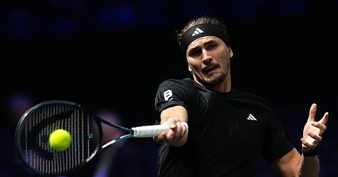 Alexander Zverev steht in Paris in der Runde der besten Acht.