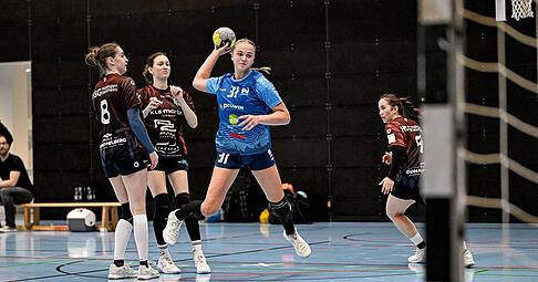 So schnell kann es gehen: F&uuml;r Finia Siegle geht es in den n&auml;chsten Wochen statt in der Regionalliga Baden-W&uuml;rttemberg in den Bundesliga-Playoffs zur Sache.