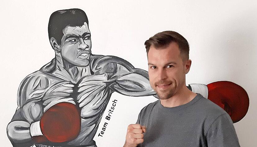 Dominik Britsch in seinem Box-Gym in Leingarten.
Foto: Stephan Sonntag Dominik Britsch in seinem Box-Gym in Leingarten.
Foto: Stephan Sonntag