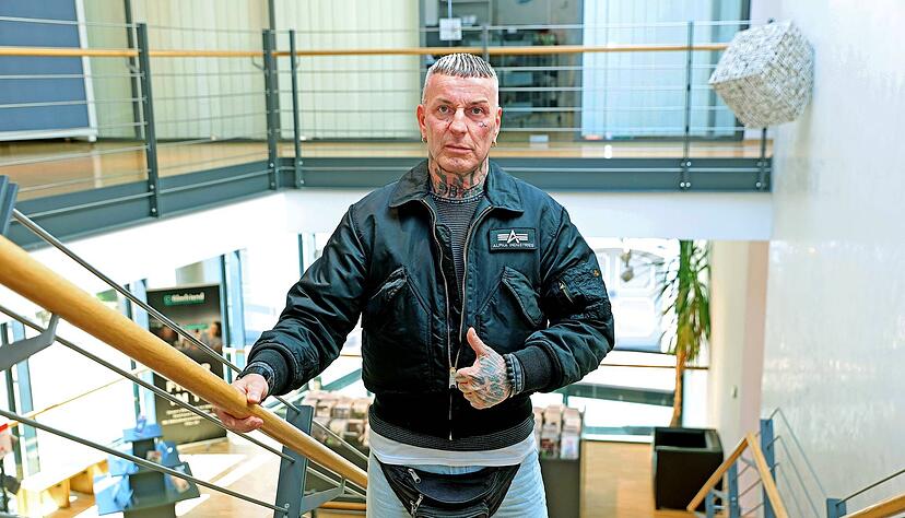 Ex-Knacki und Anf&uuml;hrer einer Rockerbande Janez Ekart gibt jungen Leuten Tipps, wie sie es besser machen k&ouml;nnen als er.