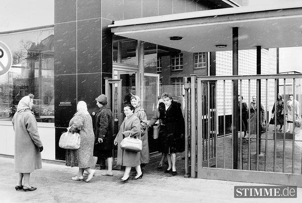 1962: Nahrungsmittelbetrieb C.H. Knorr GmbH schafft "Stupfuhr"ab; für Arbeiter und Angestellte gilt ab jetzt "Freizügigkeit".