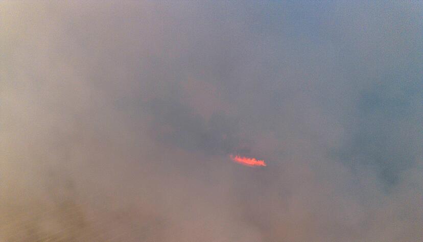 Dichter Rauch ist zu sehen. Dichter Rauch ist zu sehen.