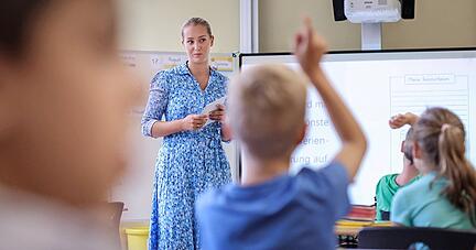 F&uuml;r 69 261 Sch&uuml;ler in Stadt- und Landkreis Heilbronn und Hohenlohe beginnt am Montag das neue Schuljahr. Wieder einmal ist die Personalversorgung auf Kante gen&auml;ht.
Foto: dpa