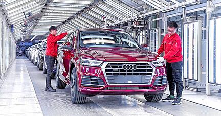 Am chinesischen Standort Changchun produziert Audi unter anderem den Gel&auml;ndewagen Q5. Ein Lockdown sorgt nun mindestens bis Mittwoch f&uuml;r einen Stopp der Fertigung. Betroffen sind auch ein VW- und ein Komponentenwerk.
Foto: Audi