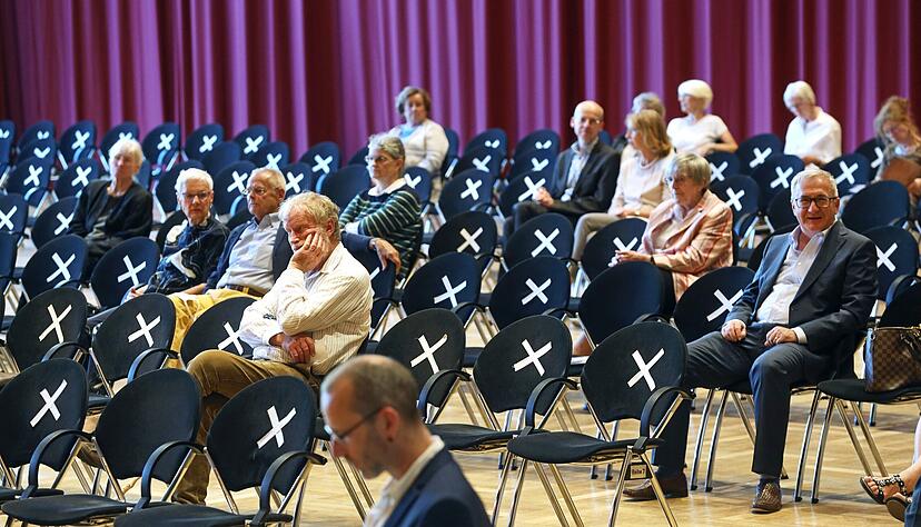 Wie dem Württembergischen Kammerorchester Heilbronn geht es während der Pandemie vielen Kulturanbietern: Wenige Plätze nur dürfen besetzt werden. Wie dem Württembergischen Kammerorchester Heilbronn geht es während der Pandemie vielen Kulturanbietern: Wenige Plätze nur dürfen besetzt werden.