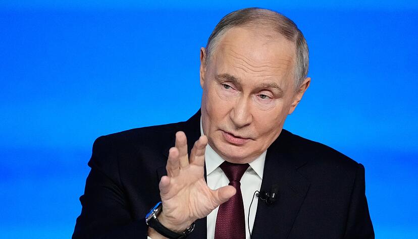 Putin bleibt bei seinen Bedingungen für ein Kriegsende in der Ukraine. Putin bleibt bei seinen Bedingungen für ein Kriegsende in der Ukraine.