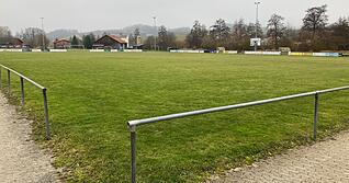 Im Winter unbespielbar? Nun soll Kleingartachs Sportplatz einen Kunstrasenbelag erhalten.
Foto: J&ouml;rg K&uuml;hl