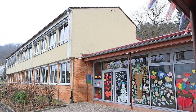 Was passiert mit der Ernsbacher Grundschule? Das letzte Wort hat am Dienstag der Forchtenberger Gemeinderat.
Foto: G&ouml;tz Greiner