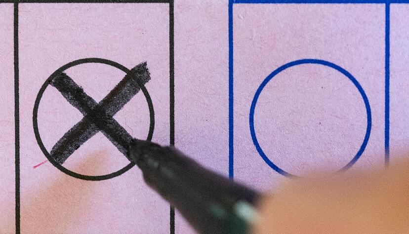 Bei der Landtagswahl in Baden-W&uuml;rttemberg haben die Menschen wegen eines neuen Wahlrechts erstmals zwei Stimmen. (Archivbild)