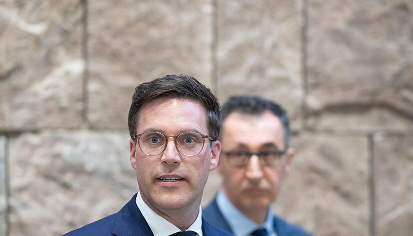 Im neuen Parlament kommen beide Parteien auf 56 Sitze &ndash; eine ungew&ouml;hnliche Pattsituation. Die CDU tritt deshalb sehr selbstbewusst auf.