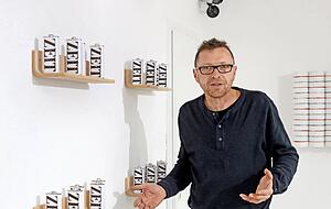 Rainer Matuschek hat mit dem Schauraum in Bad Wimpfen einen Ort für zeitgenössische Kunst etabliert. Rainer Matuschek hat mit dem Schauraum in Bad Wimpfen einen Ort für zeitgenössische Kunst etabliert.
