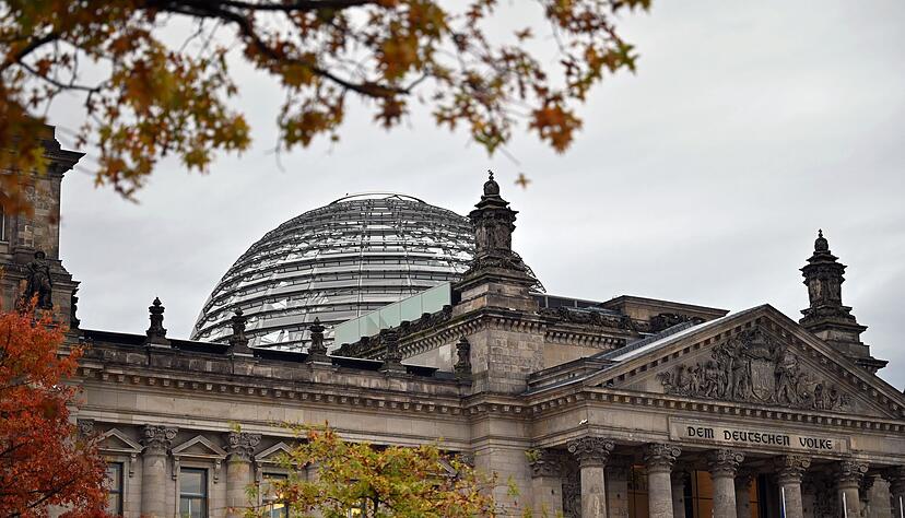 Das Reichstagsgeb&auml;ude in Berlin ist der Sitz des Deutschen Bundestags.