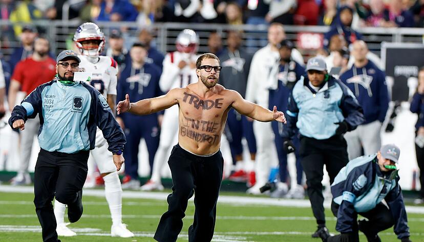 Auch ein Flitzer nutzte die gro&szlig;e B&uuml;hne.