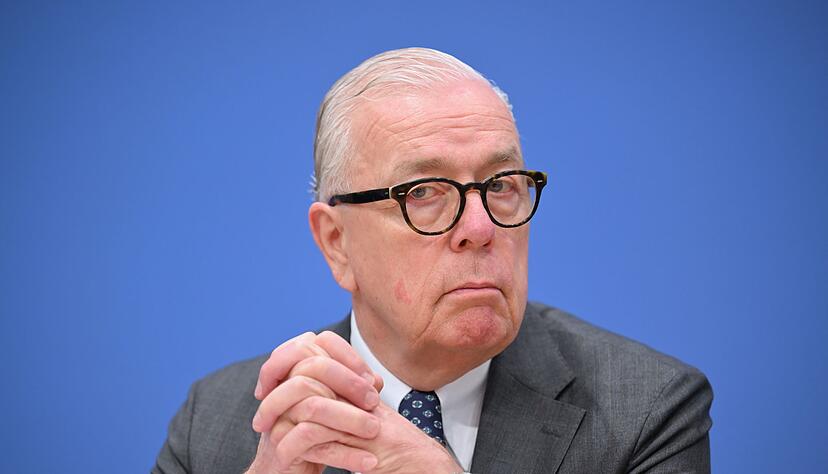 Ungeregelte Knallerei f&uuml;hre immer wieder zu schweren Verletzungen, warnte Reinhardt. (Archivfoto)