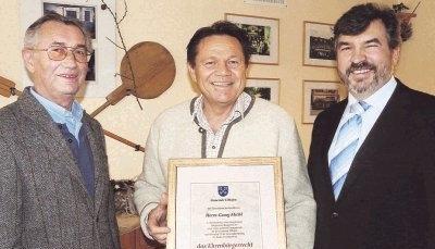 "Ich habe ihm nur gesagt, dass es heute in der alten Backstube eine &Uuml;berraschung f&uuml;r ihn geben wird."
          Angelika Michl