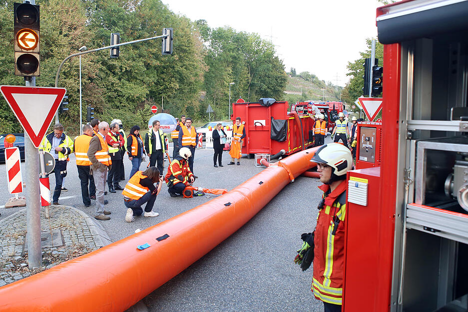 Unwetter-&Uuml;bung Feuerwehr Bad Friedrichshall mit Neckarsulm und Werksfeuerwehr Audi