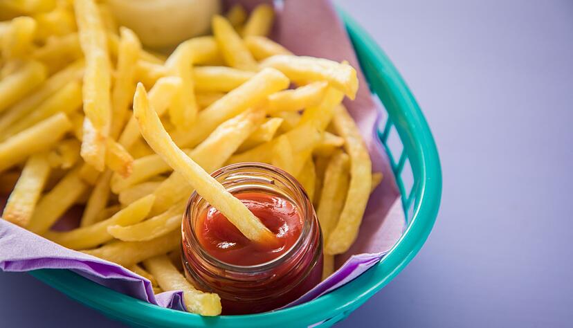 Große Auswahl, wenige Spitzenreiter: Von 23 getesteten Ketchups schneiden nur zwölf mit „gut“ ab, darunter auch günstige Eigenmarken. Große Auswahl, wenige Spitzenreiter: Von 23 getesteten Ketchups schneiden nur zwölf mit „gut“ ab, darunter auch günstige Eigenmarken.