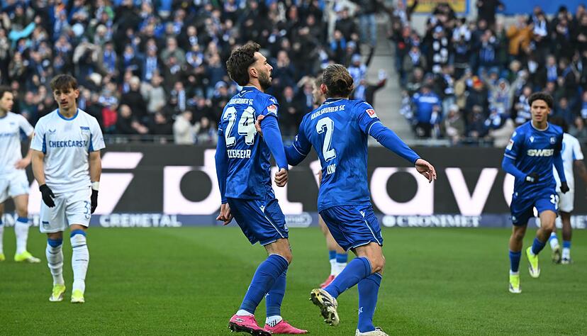 Zwei Karlsruher Torsch&uuml;tzen: Fabian Schleusener (l) und Sebastian Jung