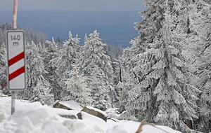 Eine Kaltwetterfront brachte in den höheren Lagen viel Schnee.