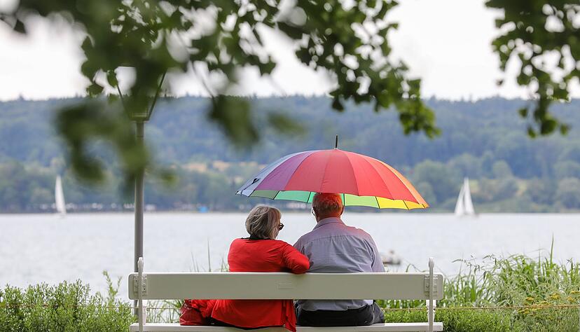 Gemeinsam positive Momente zu teilen hilft der Gesundheit. (Symbolbild)