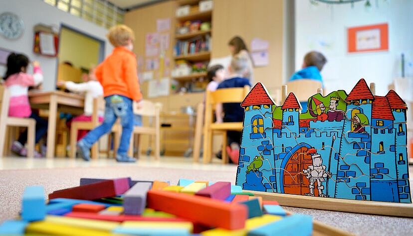 Kitas können seit Ende Juni wieder in den normalen Regelbetrieb starten. Wegen Corona gibt es jedoch einige Regelungen zu beachten.
Foto: dpa