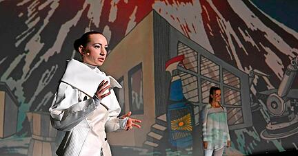 Mit der Uraufführung von Christina Ketterings "Schwarze Schwäne" im Science Dome der Experimenta startet am 17. November das Festival Science & Theatre.
Foto: Klenk