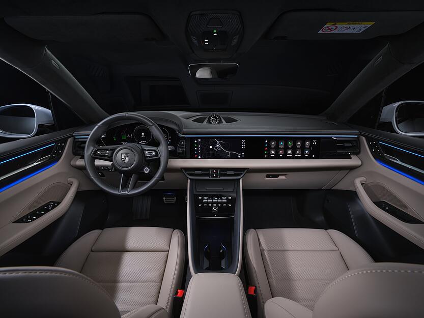 Der Macan erhält ein fast vollständig digitales Cockpit. Gegen Aufpreis gibt es auch einen Bildschirm für den Beifahrer.