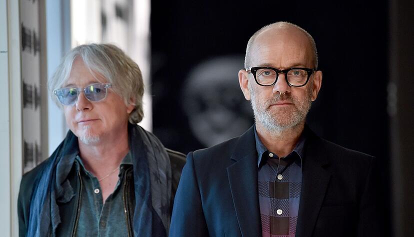 Superstar im Rentenalter: Stipe mit ex-R.E.M.-Bandkollege Mike Mills Superstar im Rentenalter: Stipe mit ex-R.E.M.-Bandkollege Mike Mills