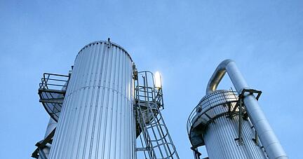 Die Bioethanol-Raffinerie von Zeitz ist das deutsche Herzstück von Cropenergies. In ihrer Nähe soll eine Ethylacetat-Produktion aufgebaut werden.
Foto: dpa