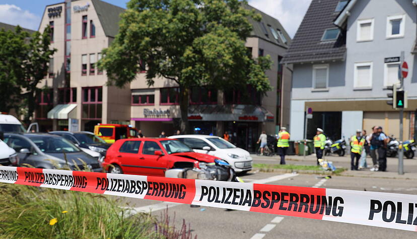 Am Montag, 24. Juni, ist die Polizeieskorte des ungarischen Präsidenten Viktor Orbán in Stuttgart verunglückt.