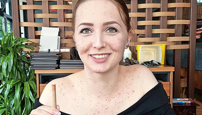 Jacqueline Donat hat nach eigenen Angaben eine Skin-Picking-Störung.