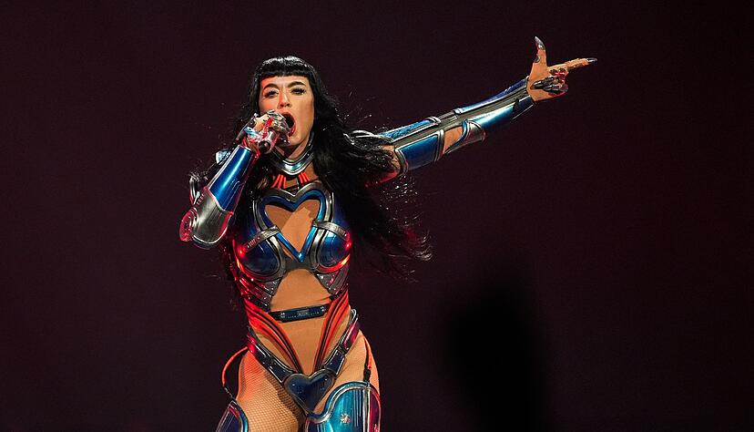 Beim medizinischen Notfall eines Fans hat Popstar Katy Perry umsichtig reagiert. (Archivbild)