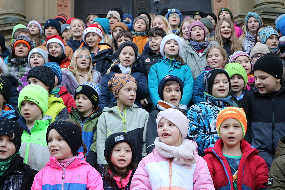 Am Wochenende findet der Weihnachtsmarkt in Schöntal statt. Am Wochenende findet der Weihnachtsmarkt in Schöntal statt.