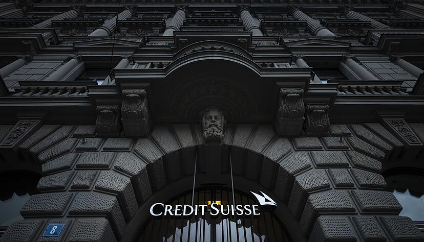 Mit jahrelangem Missmanagement und Risikogeschäften hat sich Credit Suisse selbst ins Abseits manövriert. Mit jahrelangem Missmanagement und Risikogeschäften hat sich Credit Suisse selbst ins Abseits manövriert.