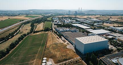 Blick auf das Intersport-Areal in den B&ouml;llinger H&ouml;fen in Heilbronn.