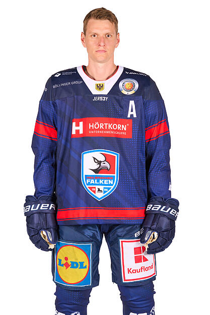 Verteidigung: Corey Mapes