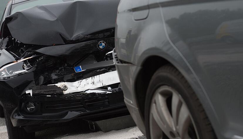 &laquo;Rumms&raquo; - ein Unfall ist im Stadtverkehr schnell passiert - der Streit &uuml;ber Haftung kann dagegen l&auml;nger dauern und oft auch vor Gerichten landen.