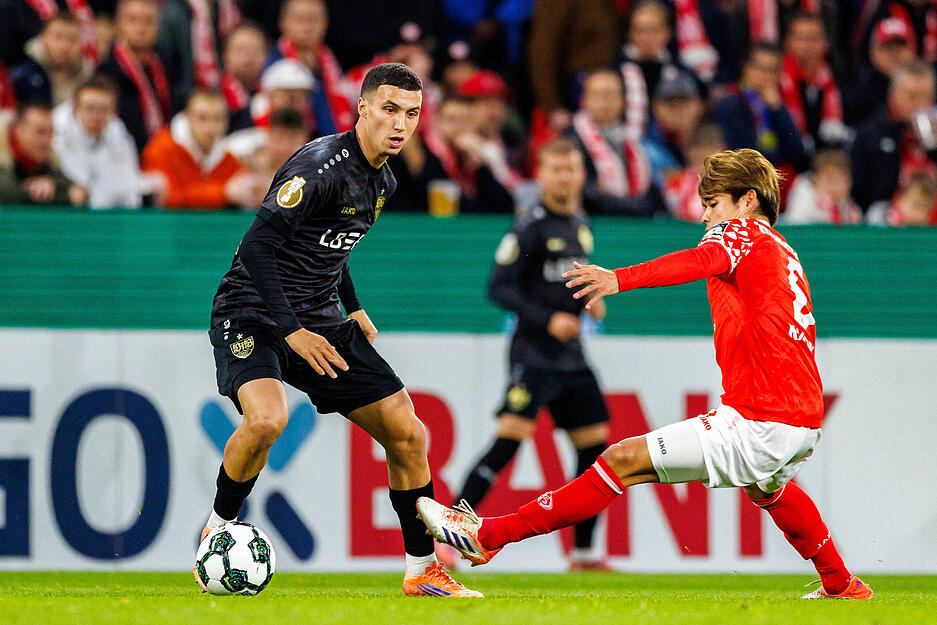 El Bilal Khannouss: Kam nicht so ins Spiel, wie seine Teamkollegen. El Khannouss konnte dem VfB Stuttgart nicht ganz seinen Stempel aufdrücken.  Note: 4 El Bilal Khannouss: Kam nicht so ins Spiel, wie seine Teamkollegen. El Khannouss konnte dem VfB Stuttgart nicht ganz seinen Stempel aufdrücken.  Note: 4