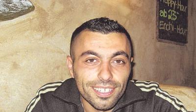 Selcuk Tunc und Erkan Türkoglu gefällt das Ambiente.
Fotos: Nelli Nickel Selcuk Tunc und Erkan Türkoglu gefällt das Ambiente.
Fotos: Nelli Nickel