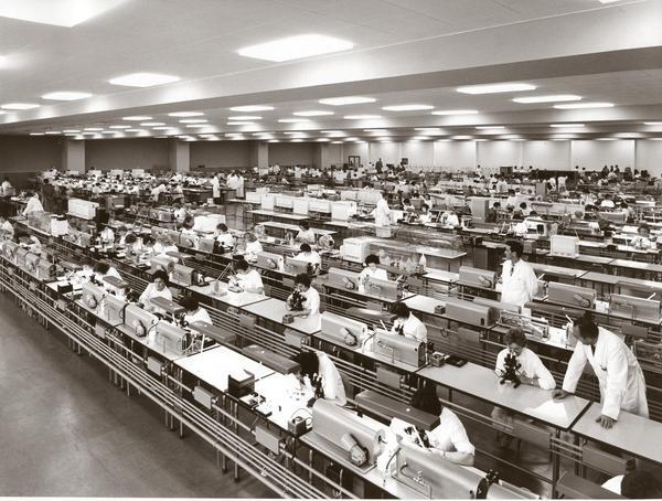 Mit dem Werk, das vor rund 60 Jahren eingeweiht wurde, sei es gelungen, viele Experten nach Heilbronn zu holen, die bis dahin in den USA gearbeitet hatten, erzählt der damalige Geschäftsführer Klaus-Dieter Rasch. "Das war Industriepolitik." Mit dem Werk, das vor rund 60 Jahren eingeweiht wurde, sei es gelungen, viele Experten nach Heilbronn zu holen, die bis dahin in den USA gearbeitet hatten, erzählt der damalige Geschäftsführer Klaus-Dieter Rasch. "Das war Industriepolitik."