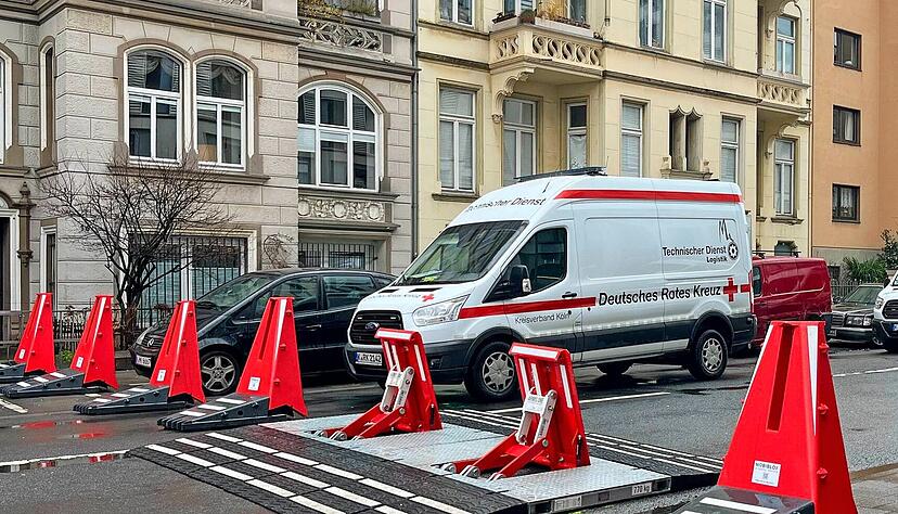 Insgesamt sechs Fahrzeugsperren f&uuml;r Weihnachtsm&auml;rkte und Feste m&ouml;chte Oedheim erwerben. Eingesetzt wurden diese Modelle auch schon auf dem K&ouml;lner Karneval.