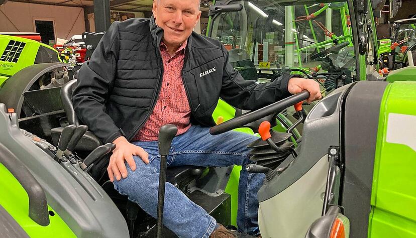 Groß- und Außenhandelskaufmann Dieter Maier geht nach 49-jähriger Betriebszugehörigkeit zum Lagerhaus Eppingen (heute Agroa) nach dreijähriger Verlängerung in den Ruhestand. In Eppingen kennt ihn jede Bauernfamilie.
Foto: Jörg Kühl Groß- und Außenhandelskaufmann Dieter Maier geht nach 49-jähriger Betriebszugehörigkeit zum Lagerhaus Eppingen (heute Agroa) nach dreijähriger Verlängerung in den Ruhestand. In Eppingen kennt ihn jede Bauernfamilie.
Foto: Jörg Kühl