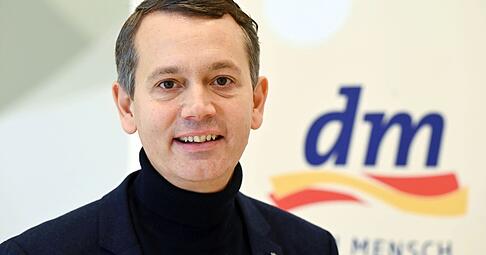 Christoph Werner ist seit 2019 Vorsitzender der Gesch&auml;ftsf&uuml;hrung der Drogeriekette DM. Nun sitzt er auch im Beirat der W&uuml;rth-Gruppe.