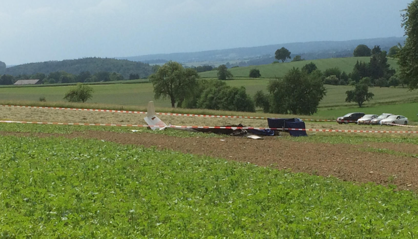 Beim Absturz eines Segelflugzeuges im Mai in der N&auml;he von Mosbach-Reichenbuch kam der 73-j&auml;hrige Pilot ums Leben. Foto: Archiv/K&uuml;mmerle