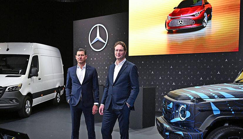 Mercedes-Finanzvorstand Harald Wilhelm (links) und Vorstandschef Ola K&auml;llenius bei der Bilanzvorlage.
Foto: dpa