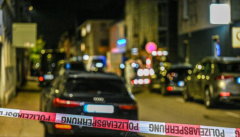 Die Hintergründe zu den Schüssen in Göppingen waren in der Nacht zunächst unklar. Die Hintergründe zu den Schüssen in Göppingen waren in der Nacht zunächst unklar.
