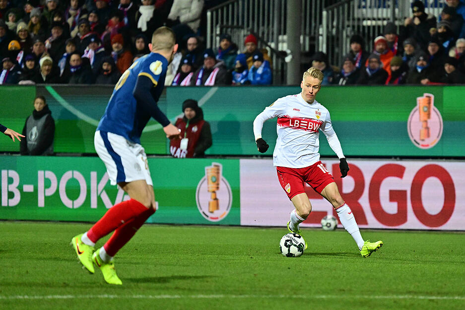 Chris F&uuml;hrich: Wenn in Halbzeit eins Gefahr vor dem Kieler Tor aufkam, war F&uuml;hrich beteiligt. Arbeitete viel, hatte Abschl&uuml;sse, aber ohne Gl&uuml;ck. Belohnte sich mit dem Tor zum 2:0. Beachtenswert: In der 89. Minute legt F&uuml;hrich einen Sprint &uuml;bers ganze Feld hin und vollendet eiskalt. Note: 1,5