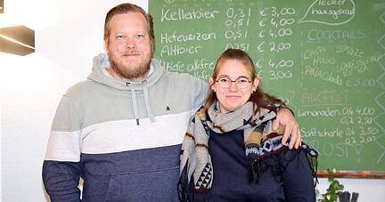 Friederike und Sebastian D&uuml;sterhus haben die Rei&szlig;leine gezogen und das &Agrave;-la-carte-Gesch&auml;ft aufgegeben. Wie es mit dem Gemminger Gasthaus weitergeht, ist derzeit offen.
Foto: Franz Theuer