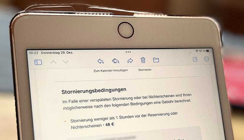 Die bislang kaum &uuml;bliche Sitte der Reservierungszeitfenster greift jetzt auch in Deutschland, &Ouml;sterreich und der Schweiz um sich.